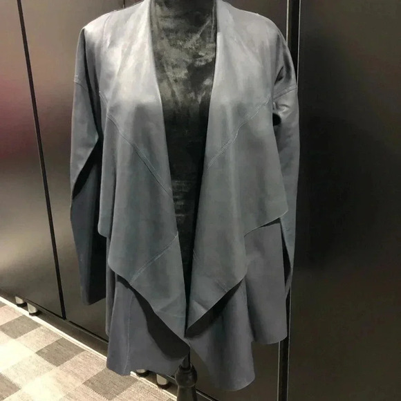 Bagatelle Genuine Leather,Waterfall Drape, Open front,butter soft,Navy Jacket - Picture 2 of 10